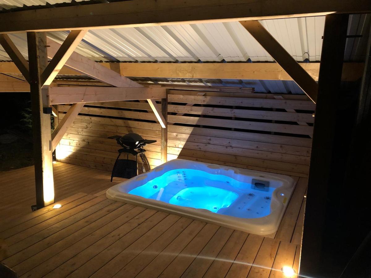Chalet Du Fayard - Jacuzzi Avec Vue Et Detente En Pleine Nature Belfahy Eksteriør bilde